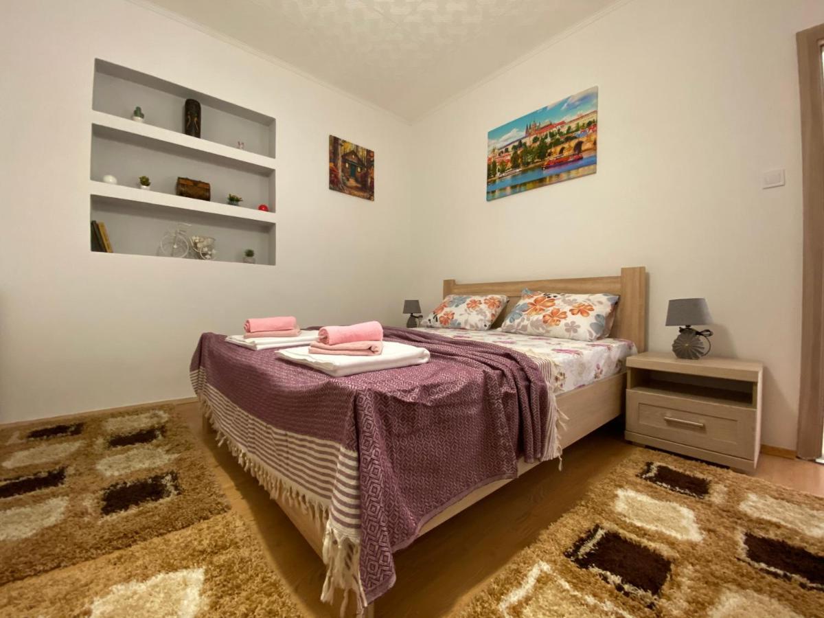 Apartment Lorena Kotor Exterior photo